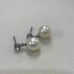 Pt900 アコヤベビーパール 2連 スイングピアス - メルカリ