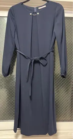 ナチュラルビューティーベーシックパフスリーブ　パール　ワンピース　ネイビー