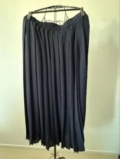ダークネイビー プリーツスカート Mサイズ