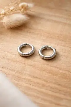 【新品】フープイヤリング 8mm シルバー 2個セット ノンホールピアス