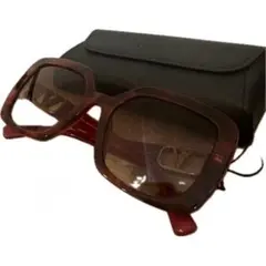 新品 ヴァレンティノ べっ甲 レッド サングラスのサムネイル