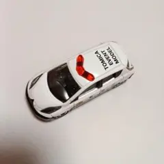 トミカ NO.33 イベントモデル 日産 リーフ パトロールカー 箱あり