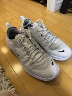 Nike Air Max アクシス　ホワイト スニーカー　25.5cm
