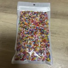 カラフルビーズ たっぷり入った袋