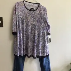 新品　PEARLY JUNON タグ付き　紫系パターン 五分袖チュニック M-L