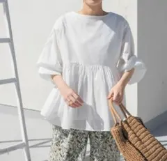 URBAN RESEARCH DOORS コットンボイルギャザー2WAYブラウス