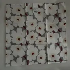 マリメッコ ウニッコ柄フロシキスカーフ