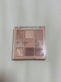 デイジーク　シャドウパレット03ヌードポーション