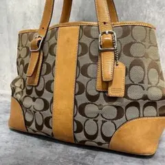 【COACH】コーチ　トートバッグ　シグネチャー　ベージュブラウン　チャーム付き