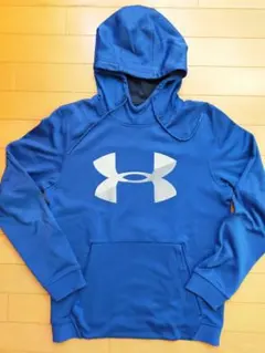 Under Armour ColdGear フード付きパーカー