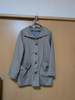 ゴールデンベア トレンチコート