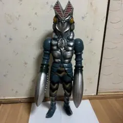 バルタン星人 非売品です 片目だけ少し割れてます - メルカリ