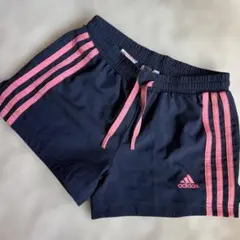 adidas ネイビー ピンク ショートパンツ　140㎝