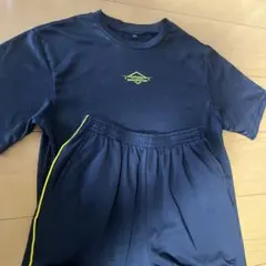 キッズ　 ジャージセットアップ