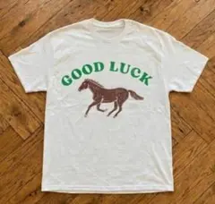 GOOD LUCK 馬 プリント Tシャツ ホワイト