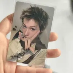 CORTIS マーティン 1st yizhiyu yzy ラキドロ トレカ D