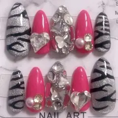 ギャルネイルチップ　ゼブラ柄　ハート　うめつくし