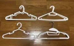 【最終値下げ】プラスチックハンガーまとめ売り　24本