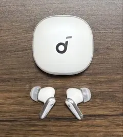 ワイヤレスイヤホン Soundcore Liberty 4 ホワイト