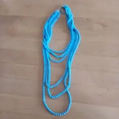 ターコイズブルー 　6連ネックレス