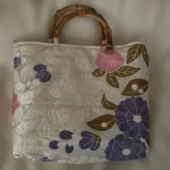 ✨袋帯リメイクトートバッグ✨花柄刺繍竹製持ち手　ハンドメイド