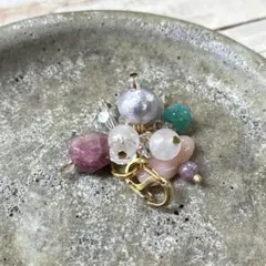 天然石 マルチストーン チャーム