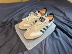 Item thumbnail for item ef5cdb4a-1d9b-4518-904b-21d2130ecc21