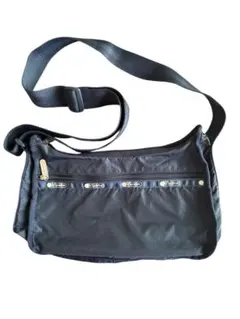 LeSportsac（レスポートサック）のナイロンショルダーバッグ