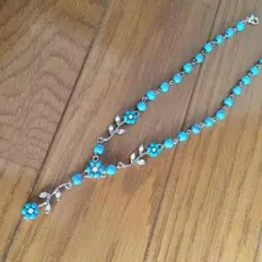 ターコイズブルーのネックレス