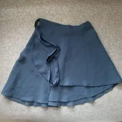 バレエ　ネイビー巻きスカート