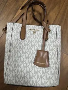 【美品】MICHAEL KORS シグネチャー 2way 縦型ミニトートバッグ