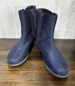 Item thumbnail for item 3a3184c9-cf74-49d0-9e45-439b66bff855