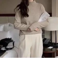 LAURENHI ハイネック ニット ベージュ 長袖