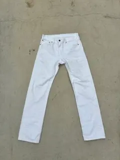 Levi's ホワイトデニムパンツ