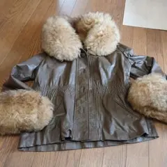 カーキレザーアウタージャケット ファー付き