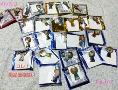 名探偵コナン鍵穴ピンバッチまとめ売り２１種（ダブリ有り）全２５点