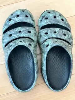 ゆ*ば様 KEENYOGEEZキーンヨギーズ完売レア品サンダルカモフラージュ紐