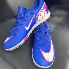 NIKE Mercurial アカデミー