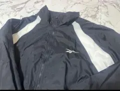 リーボックナイロンジャケット古着・L size・人気のナイロンジャケット