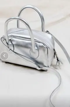 MADULI マドゥリ レザーショルダーバッグ ハンドバッグ
