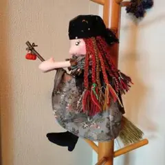 ハロウィンドール「飛び魔女」