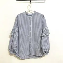 GU ラッフルスリーブブラウス長袖(ストライプ)