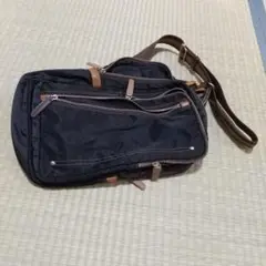 Otias ボディバッグ、ショルダーバッグ