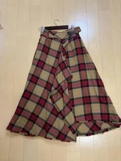 チェックスカート