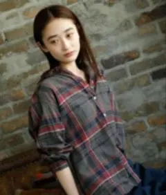 ニコアンド シャツ