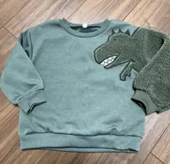 西松屋　トレーナー　トップス　裏起毛　110 恐竜
