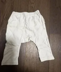 クリーム色フリルパンツとピンクスキニーパンツセット 60-70