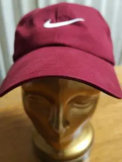 NIKE タイガーウッズONEキャップ ボルドー 刺繍ロゴ