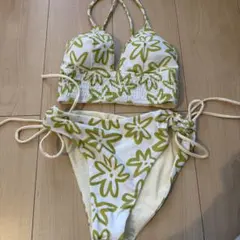 半額以上　即発送RESELVES ビキニ フラワーパターン セパレート水着