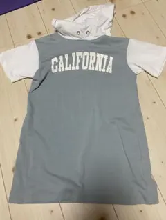 【早い者勝ち！】CALIFORNIA ロゴ 半袖パーカー 130cm 水色×白